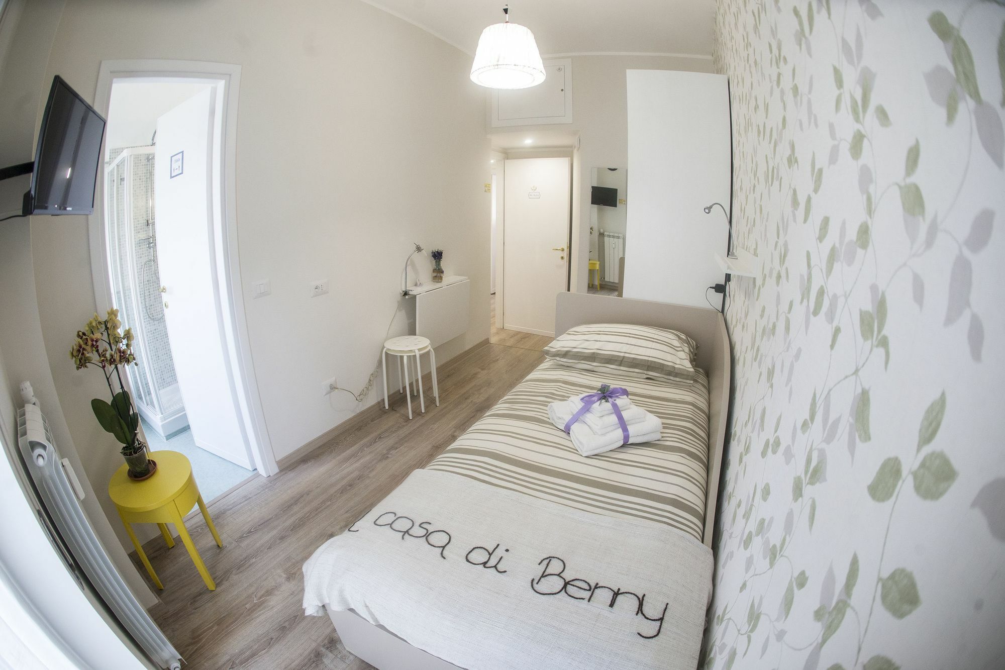 Отель A Casa Di Benny Рим Экстерьер фото